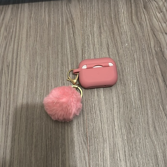 AirPods Pro 2nd generation only used once included charger - Picture 3 of 6